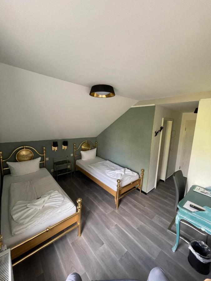 Haus Hennesburg, Garni Gæstehus